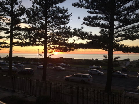 Adelaide - Semaphore Beach Front - Great Ocean Road Tourism 7