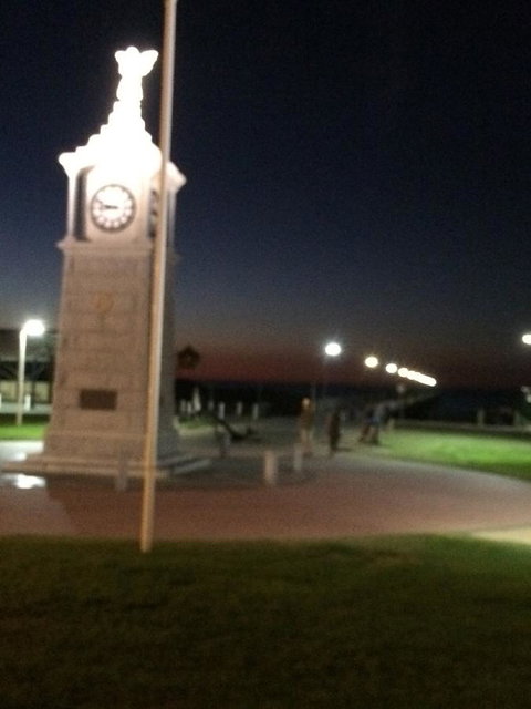 Adelaide - Semaphore Beach Front - Great Ocean Road Tourism 31