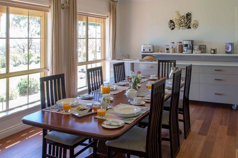 Angaston House - Great Ocean Road Tourism 11