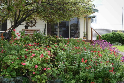 Admirals Inn - Great Ocean Road Tourism 17