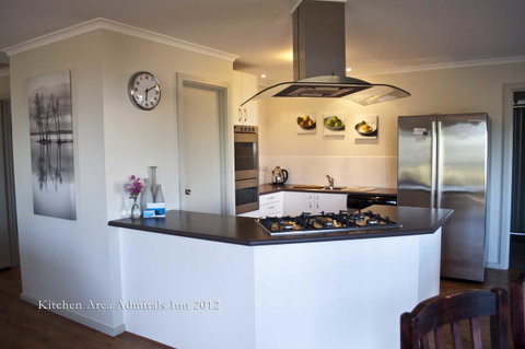 Admirals Inn - Great Ocean Road Tourism 0
