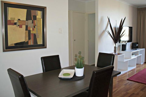 Adelaide DressCircle Apartments - Archer Street - Great Ocean Road Tourism 23