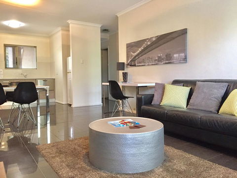 Adelaide DressCircle Apartments - Archer Street - Great Ocean Road Tourism 7