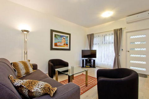 Atlantic West Beach Apartments - Great Ocean Road Tourism 1