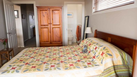 Rezare House Bed & Breakfast - Great Ocean Road Tourism 14
