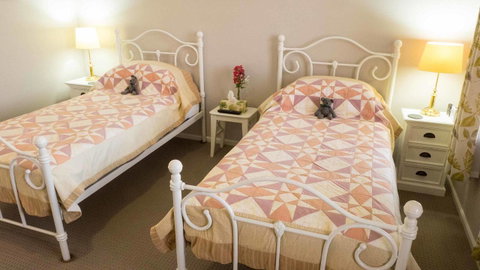 Rezare House Bed & Breakfast - Great Ocean Road Tourism 7