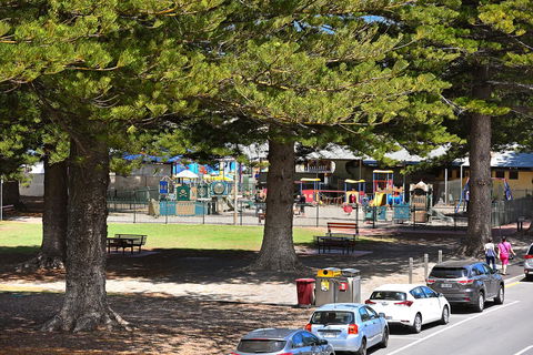 Breeze Beachfront Apartment - Great Ocean Road Tourism 2
