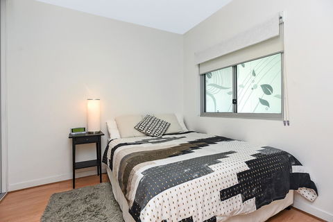 Breeze Beachfront Apartment - Great Ocean Road Tourism 33