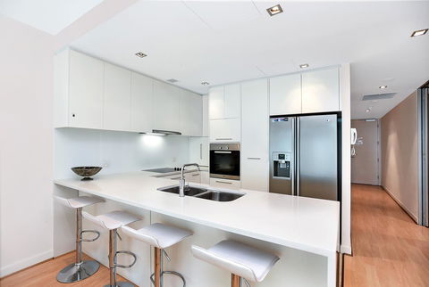 Breeze Beachfront Apartment - Great Ocean Road Tourism 15