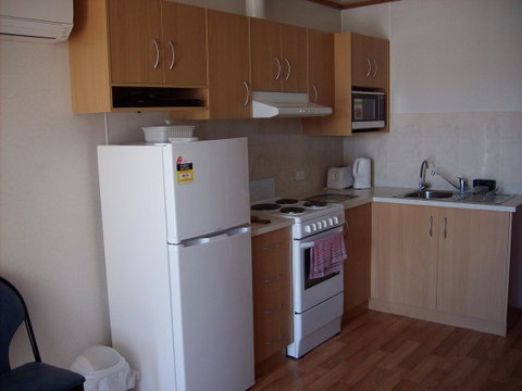 Jacko's Holiday Cabins - Great Ocean Road Tourism 1