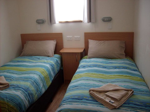Jacko's Holiday Cabins - Great Ocean Road Tourism 6