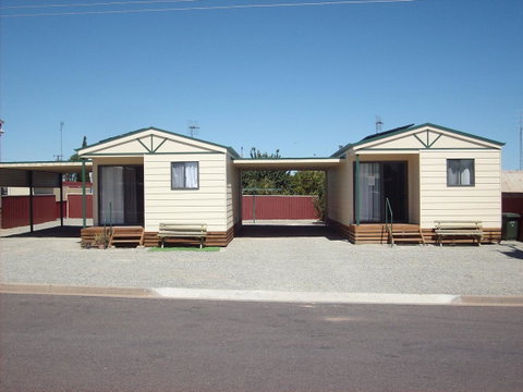Jacko's Holiday Cabins - Great Ocean Road Tourism 0