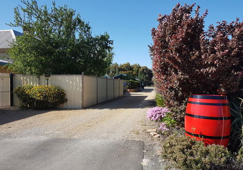 Little Para Cottage Tanunda - Great Ocean Road Tourism 14