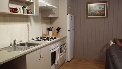 Little Para Cottage Tanunda - Great Ocean Road Tourism 6