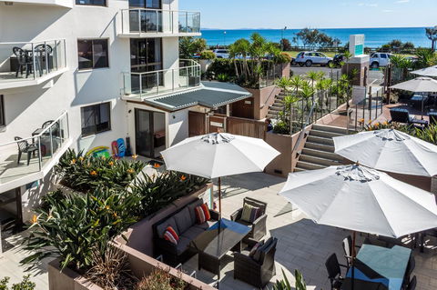 Bayview Beachfront Apartments, In Town Right On The Beach - Great Ocean Road Tourism 22