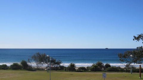 Bayview Beachfront Apartments, In Town Right On The Beach - Great Ocean Road Tourism 28