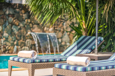 Bayview Beachfront Apartments, In Town Right On The Beach - Great Ocean Road Tourism 4