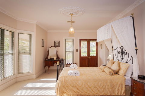 Angaston Saleyards Luxury Accommodation - Great Ocean Road Tourism 1