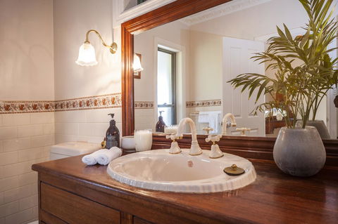 Angaston Saleyards Luxury Accommodation - Great Ocean Road Tourism 28