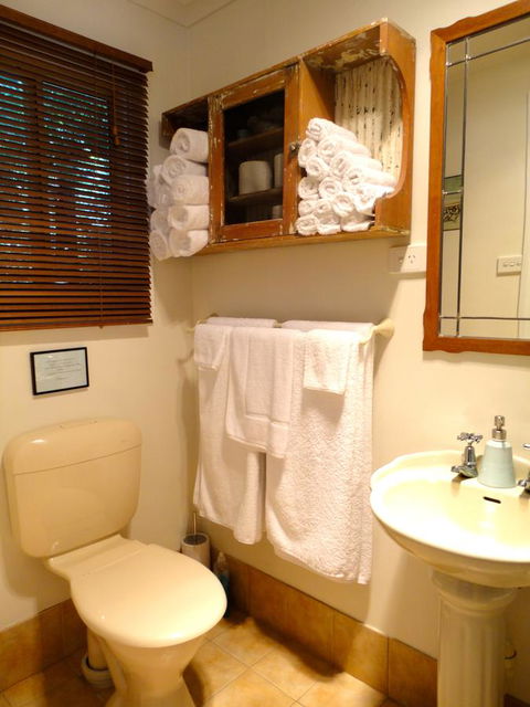 Aldgate Valley Bed And Breakfast - Great Ocean Road Tourism 27