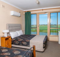 Tailem Bend Riverside Hotel - Great Ocean Road Tourism