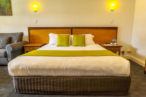 Serafino McLaren Vale - Great Ocean Road Tourism 3