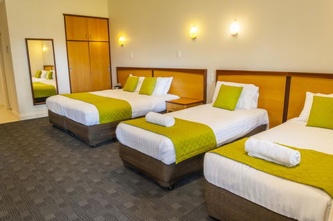 Serafino McLaren Vale - Great Ocean Road Tourism 4