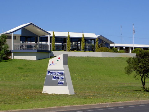 Robetown Motor Inn & Apartments - Great Ocean Road Tourism 0