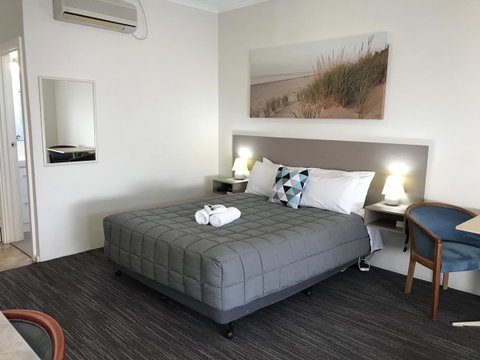 Robetown Motor Inn & Apartments - Great Ocean Road Tourism 25