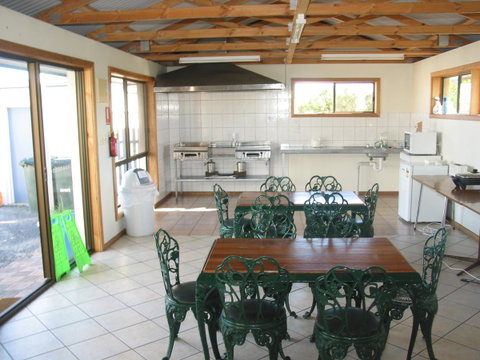 Robetown Motor Inn & Apartments - Great Ocean Road Tourism 6