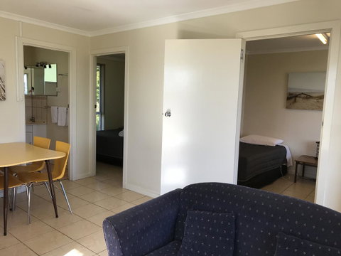 Robetown Motor Inn & Apartments - Great Ocean Road Tourism 36