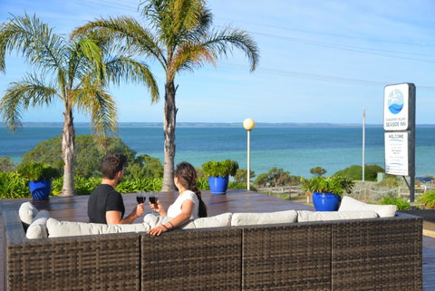 Kangaroo Island Seaside Inn - Great Ocean Road Tourism 13