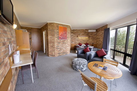 Kangaroo Island Seaside Inn - Great Ocean Road Tourism 30
