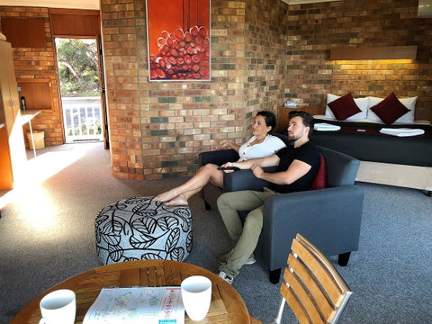 Kangaroo Island Seaside Inn - Great Ocean Road Tourism 9