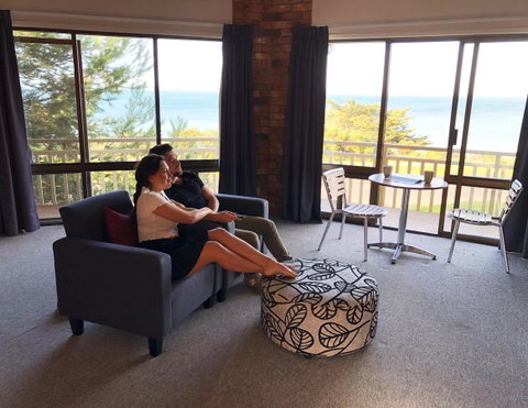Kangaroo Island Seaside Inn - Great Ocean Road Tourism 6