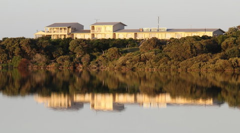 Lakeview Motel And Apartments - Great Ocean Road Tourism 28