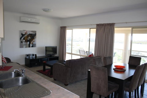 Lakeview Motel And Apartments - Great Ocean Road Tourism 6