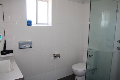 Lakeview Motel And Apartments - Great Ocean Road Tourism 38