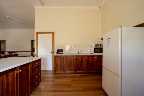 City Centre Motel Hotel - Great Ocean Road Tourism 35