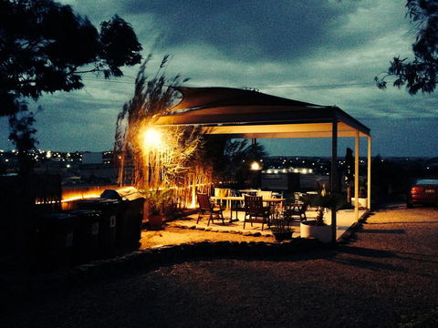 The Lookout Cave Underground Motel - Great Ocean Road Tourism 14