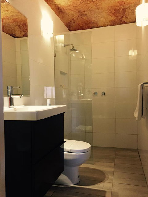 The Lookout Cave Underground Motel - Great Ocean Road Tourism 39