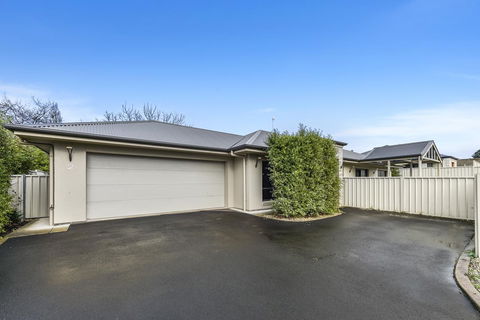 Accommodation On Lansell 2 - Great Ocean Road Tourism 7