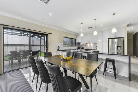 Accommodation On Lansell 2 - Great Ocean Road Tourism 6