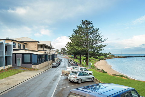 Aurora Ozone Hotel Kangaroo Island - Great Ocean Road Tourism 10