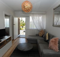 Glenelg Holiday Apartments-The Broadway - Great Ocean Road Tourism
