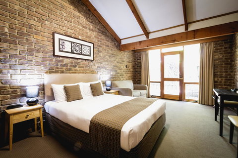 The Lodge By Manna - Great Ocean Road Tourism 4