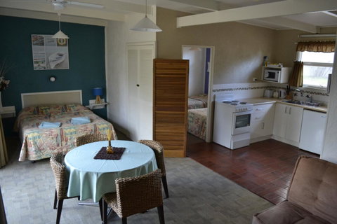 Kangaroo Island Holiday Village - Great Ocean Road Tourism 2