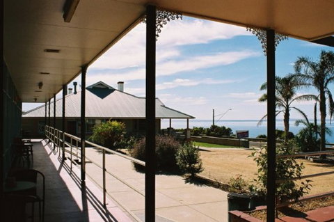 Kangaroo Island Seaview Motel - Great Ocean Road Tourism 11