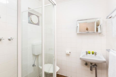 Nightcap At Federal Hotel Mt Gambier - Great Ocean Road Tourism 2