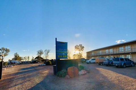 Opal Inn Hotel, Motel, Caravan Park - Great Ocean Road Tourism 41